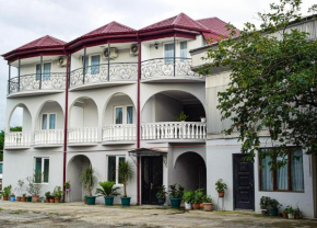 Gio's Guest House